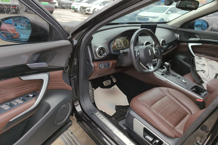 魏牌 VV7 2017款 2.0T 旗舰型中控内饰20