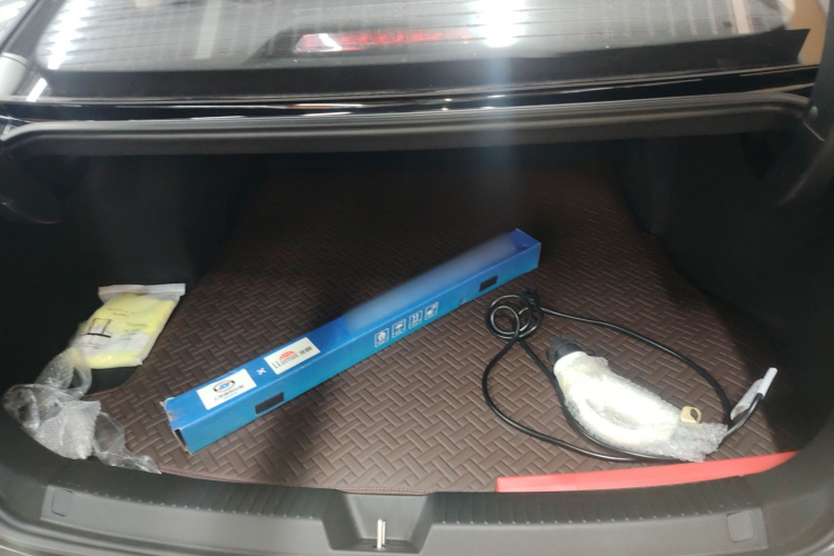 五菱汽车 五菱星光 2024款 共创版 510 进阶型机舱底盘23