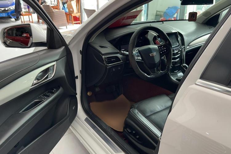 凯迪拉克ATS-L 2017款 28T 时尚型中控内饰7002