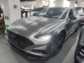 现代 索纳塔 2022款 380TGDi 自动20周年纪念款