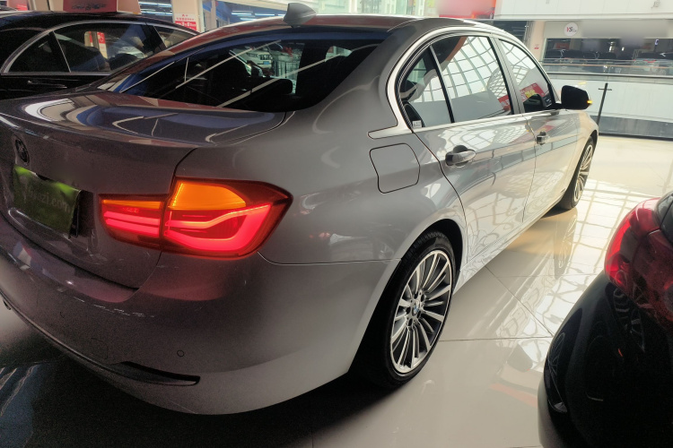 宝马3系 2019款 320Li 时尚型车身外观6005