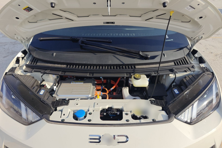 比亚迪 海鸥 2025款 智驾版 305km 活力版机舱底盘24