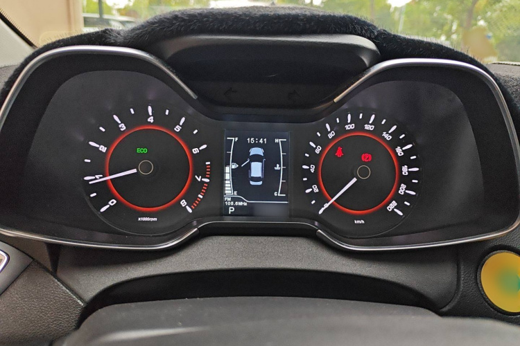 奇瑞 艾瑞泽5 2016款 1.5L CVT领潮版局部细节14