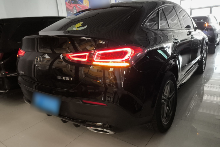 奔驰GLE轿跑 2020款 GLE 450 4MATIC 轿跑SUV 时尚型车身外观7