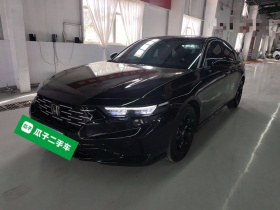 本田 雅阁 2025款 运动系列 260TURBO 豪华版