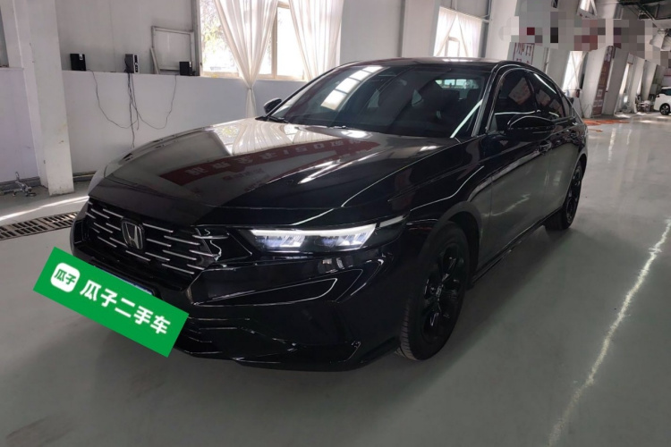 本田 雅阁 2025款 运动系列 260TURBO 豪华版车身外观1