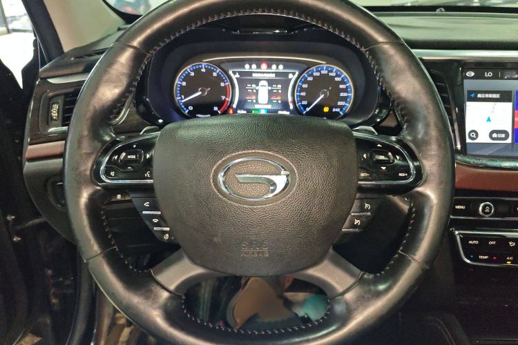 广汽传祺 传祺GS8 2017款 320T 两驱豪华智联版（七座）局部细节13