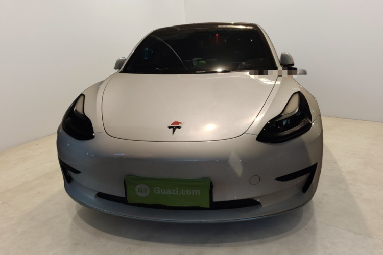 特斯拉 Model 3 2022款 后轮驱动版车身外观2