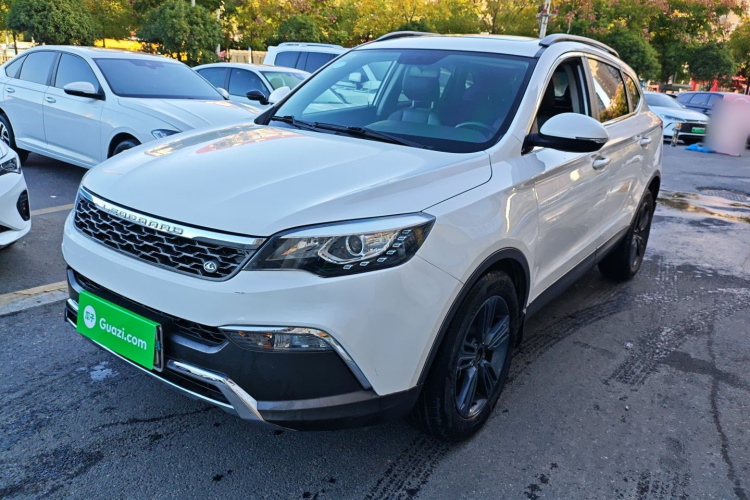 猎豹汽车 猎豹CS10 2017款 2.0T 自动都市型车身外观1