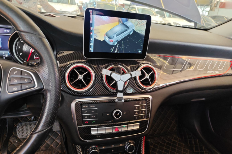 奔驰GLA 2018款 GLA 200 动感型局部细节16