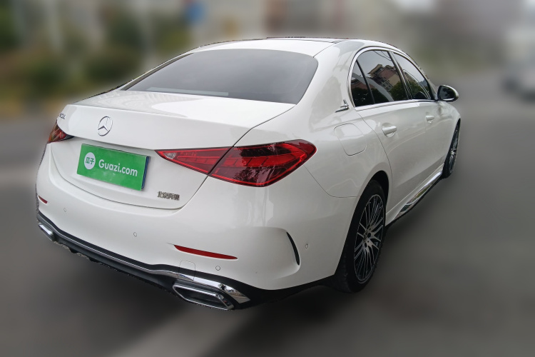 奔驰C级 2024款 C 260 L 运动版车身外观7