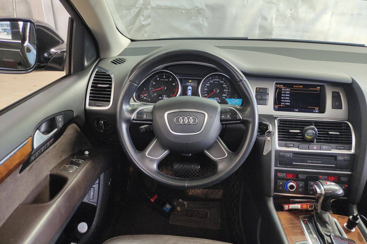 奥迪Q7 2015款 35 TFSI 进取型局部细节13