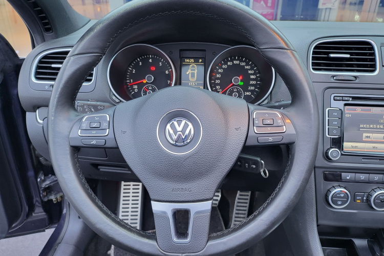 大众 高尔夫(进口) 2012款 1.4TSI 豪华敞篷版中控内饰7005