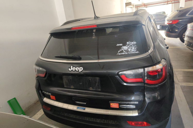 Jeep 指南者 2017款 200T 自动家享版车身外观6