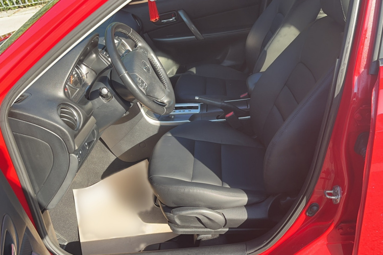 马自达6 2015款 2.0L 自动时尚型局部细节19