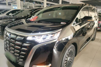 腾势D9 2024款 DM-i 980 四驱尊贵型