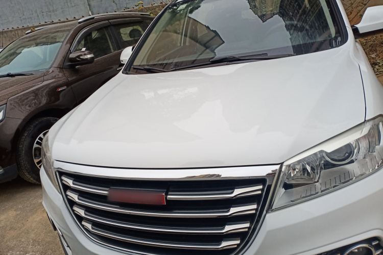 哈弗H6 2015款 运动版 1.5T 自动两驱豪华型车身外观2