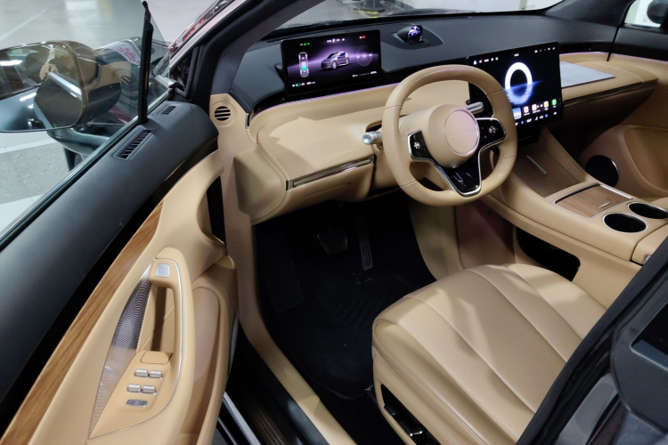 鸿蒙智行 智界R7 2024款 纯电 802km Max中控内饰7003