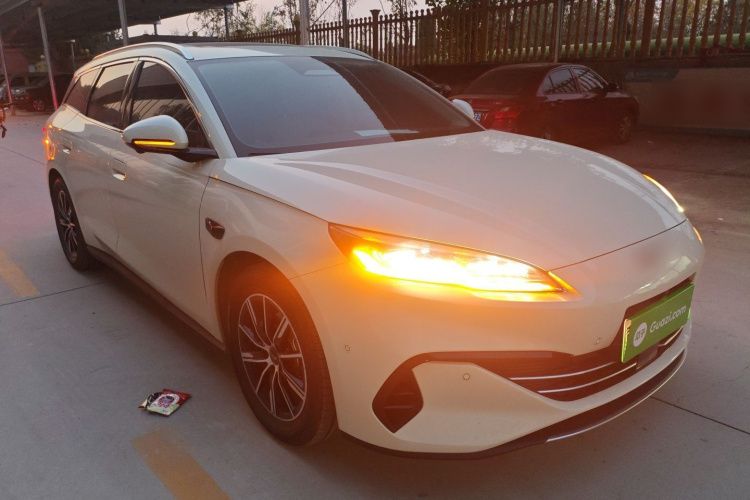 比亚迪 海豹06 DM-i旅行版 2025款 DM-i 80KM尊贵型车身外观6002