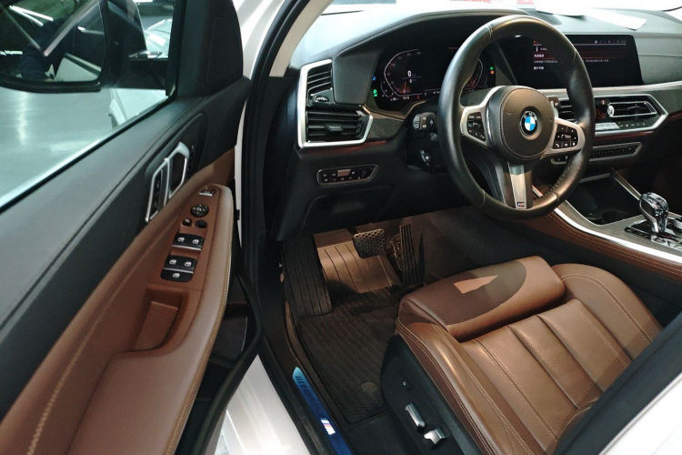 宝马X5(进口) 2019款 xDrive40i M运动套装中控内饰20