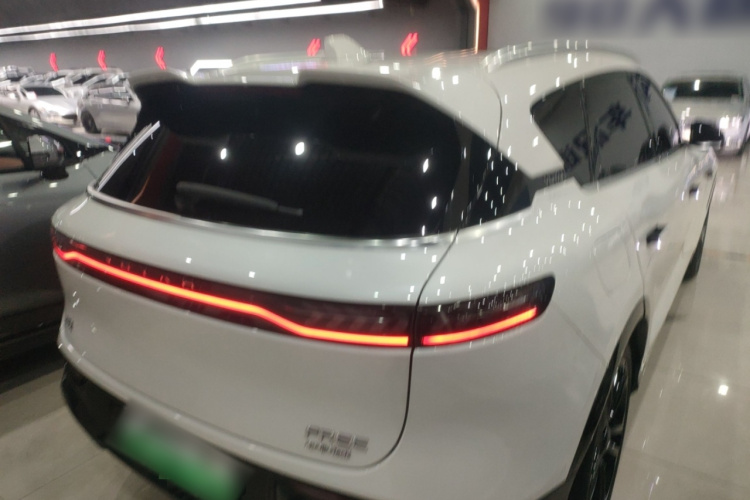 岚图汽车 岚图FREE 2024款 超长续航智驾版车身外观7