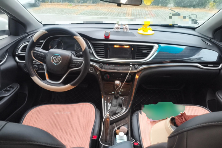 别克 英朗 2021款 改款 典范 1.5L 自动精英型中控内饰12