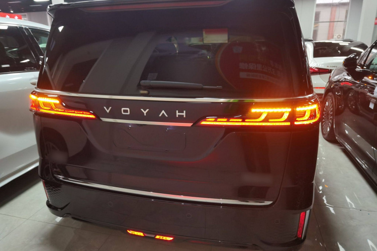 岚图汽车 岚图梦想家 2024款 PHEV 超长续航旗舰版车身外观6004