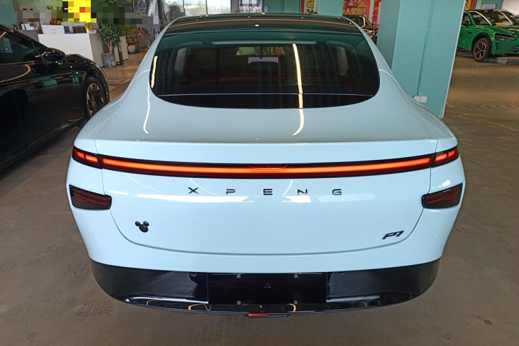 小鹏P7 2020款 670N车身外观6004