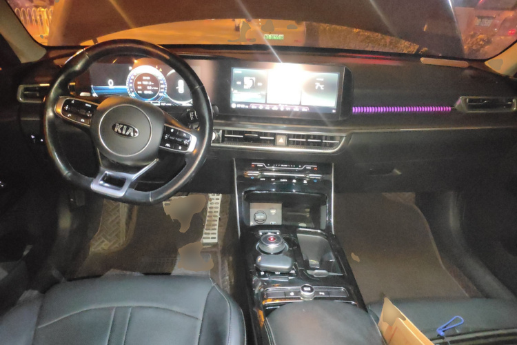 起亚K5 2020款 270T CVVD 豪华版中控内饰12