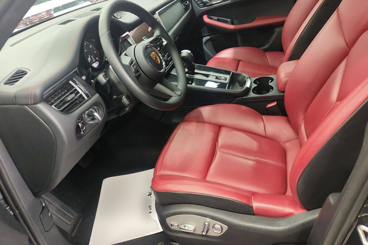 保时捷 2023款 Macan 2.0T中控内饰19