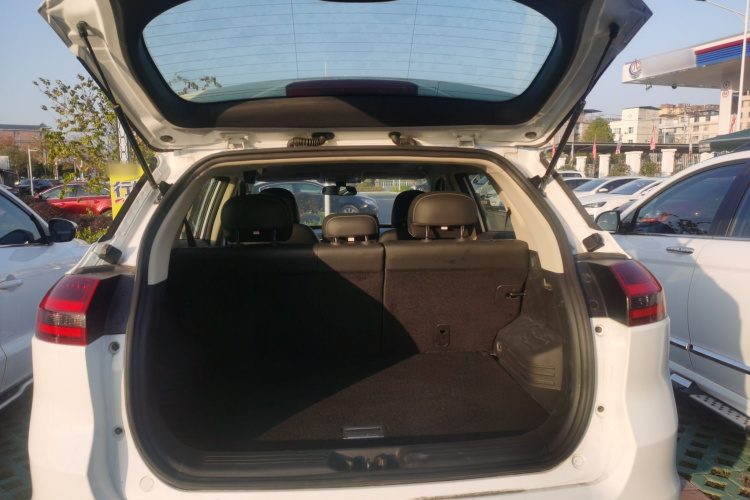 吉利汽车 博越 2018款 1.8TD 自动两驱智联型4G互联版局部细节23