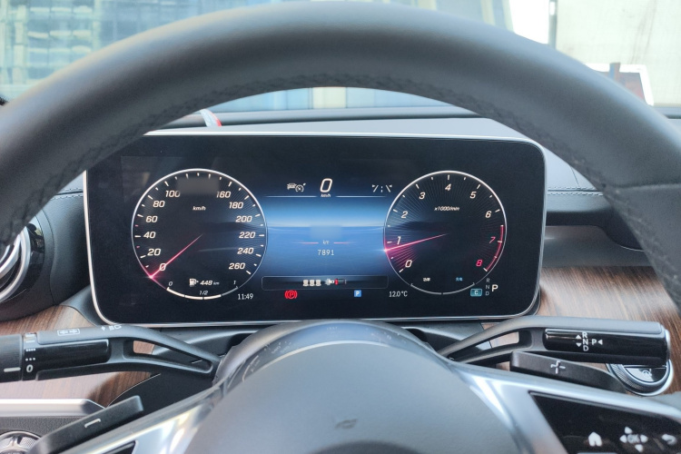 奔驰C级 2024款 C 260 L局部细节14