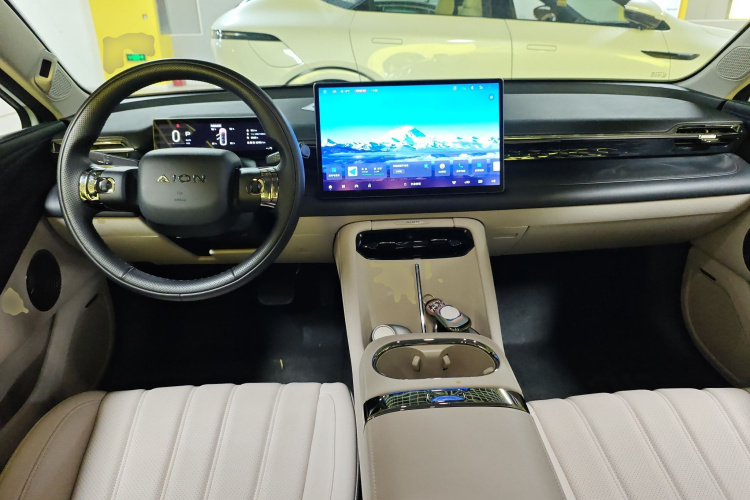 埃安 AION RT 2025款 650激光雷达版中控内饰12