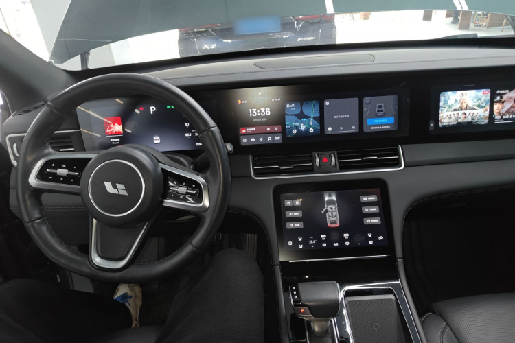 理想汽车 理想ONE 2021款 增程6座版中控内饰12