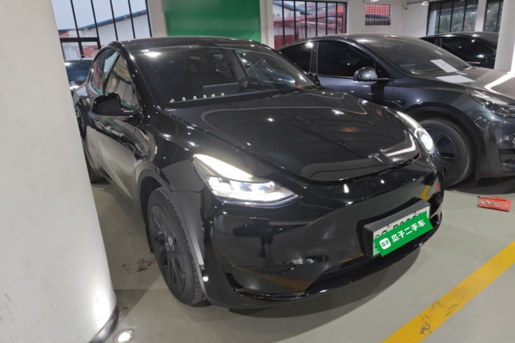 特斯拉 Model Y 2024款 后轮驱动版车身外观6002