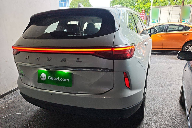 哈弗H6 2024款 1.5T 两驱经典版车身外观7