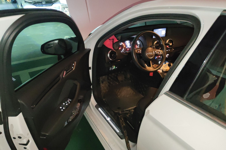 奥迪A3 2020款 Limousine 35 TFSI 时尚型 国VI中控内饰20