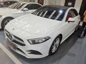 奔驰A级 2021款 A 200 L 运动轿车时尚型