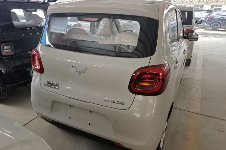 五菱汽车 宏光MINIEV 2025款 四门版 进阶款车身外观6