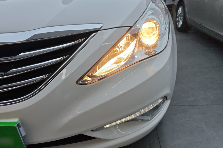 现代 索纳塔 2015款 经典 2.4L 自动领先版 国IV局部细节36