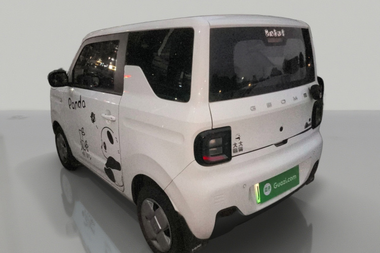 吉利银河 2023款 熊猫mini 200km 耐力熊车身外观5