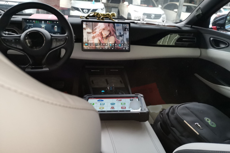 比亚迪 海豹06新能源 2025款 DM-i 智驾版 80KM豪华型中控内饰7002