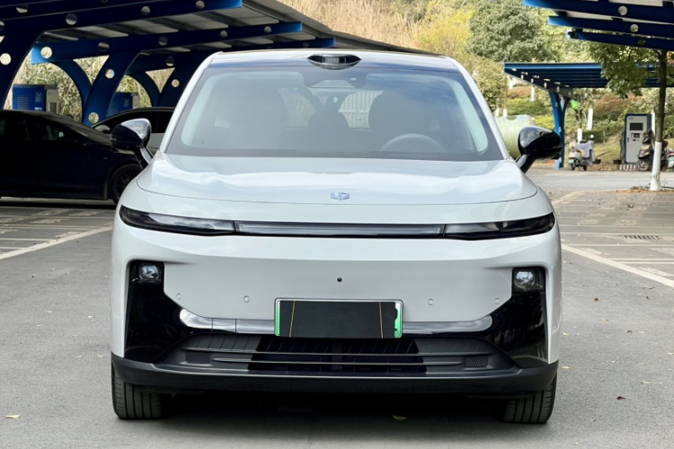 零跑汽车 零跑B10 2025款 510激光雷达版车身外观6004