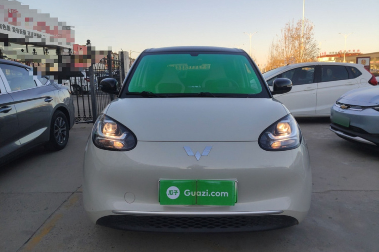 五菱汽车 五菱缤果 2023款 203km 轻享款车身外观2