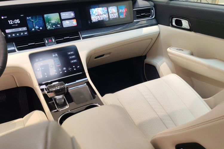 理想汽车 理想ONE 2020款 增程6座版局部细节9002