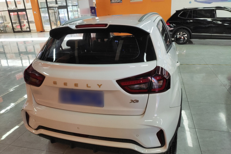 吉利汽车 远景X3 2021款 PRO 1.5L 手动精英型车身外观6