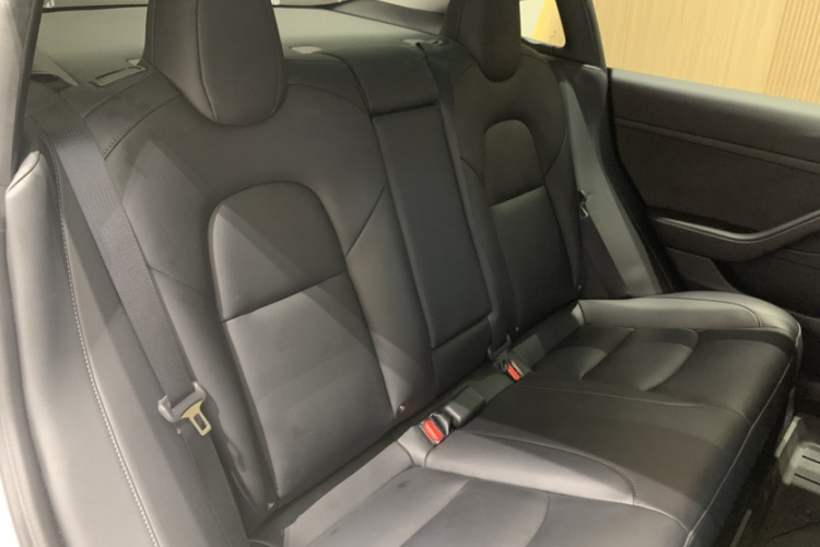 特斯拉 Model 3 2022款 后轮驱动版中控内饰7005