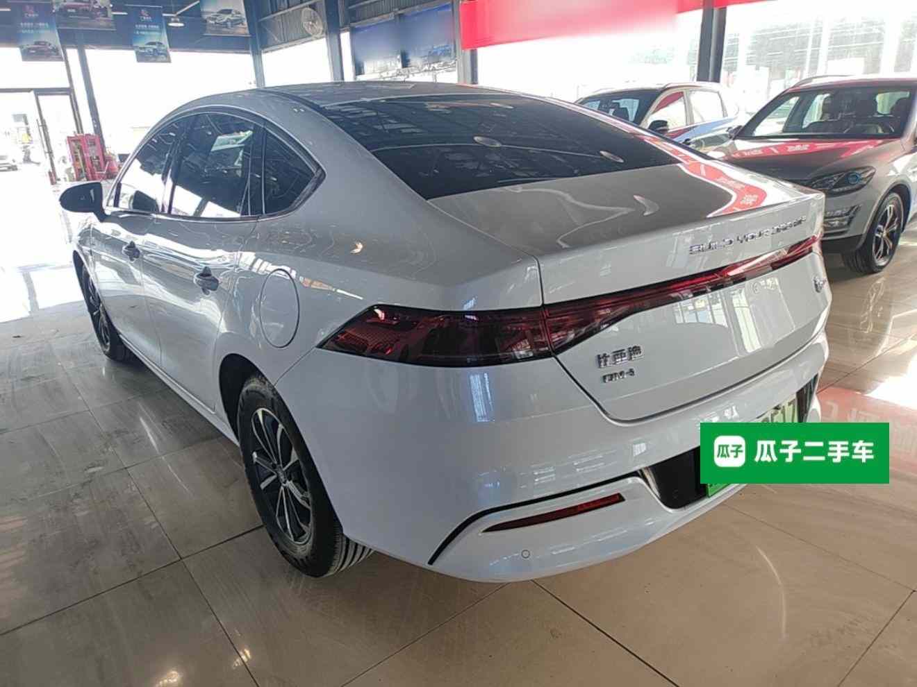 比亚迪 秦PLUS 2024款 荣耀版 DM-i 55KM领先型(3)