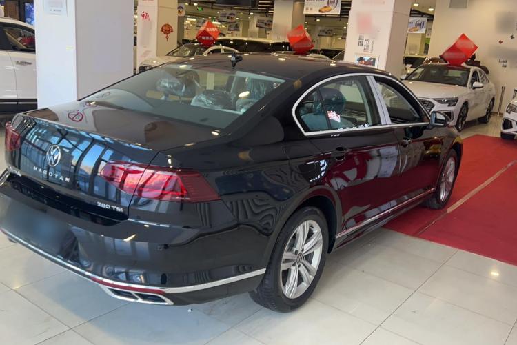 大众 迈腾 2023款 200万辆纪念版 280TSI DSG舒适型车身外观6002
