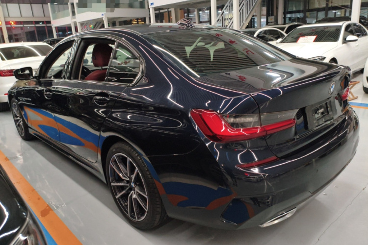 宝马3系 2022款 320Li M运动套装车身外观6003
